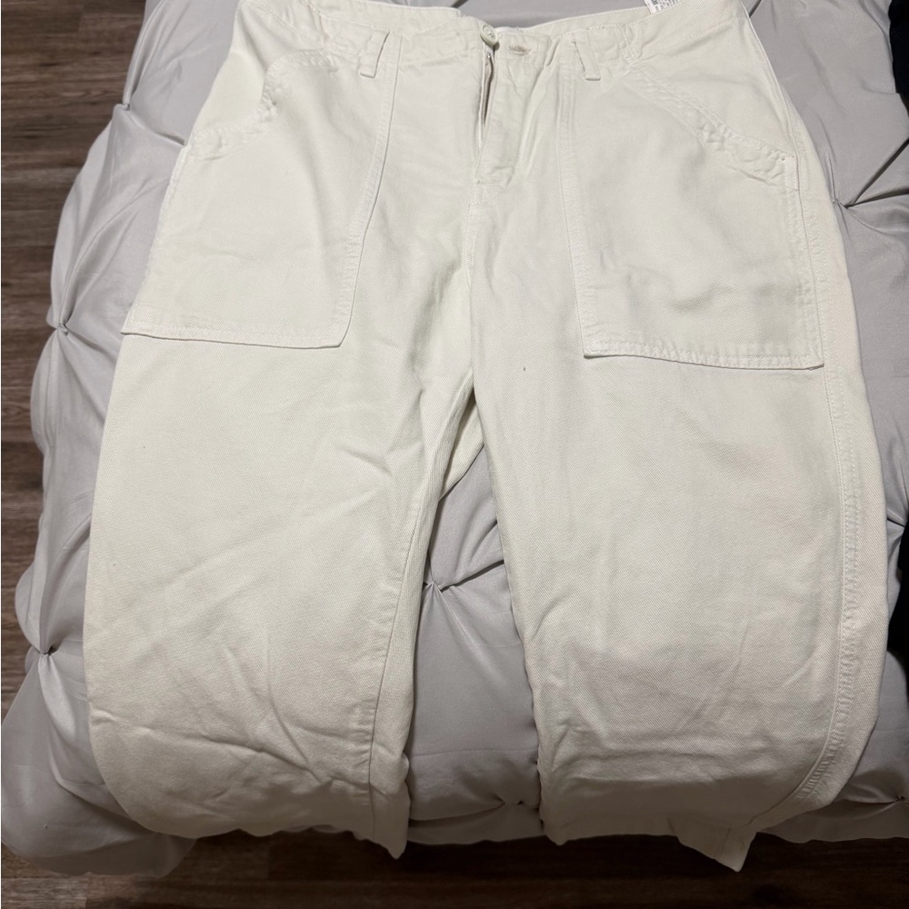 Women”: Cream Pants